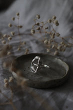 Load image into Gallery viewer, Organic Circle Ring - Size R1/2