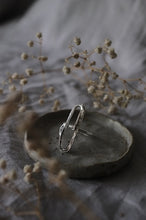 Load image into Gallery viewer, Organic Circle Ring - Size S