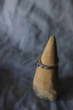 Load image into Gallery viewer, Circle Flow Ring - Size P