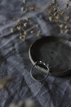 Load image into Gallery viewer, Circle Flow Ring - Size U
