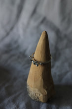 Load image into Gallery viewer, Circle Flow Ring - Size R
