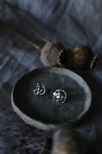 Load image into Gallery viewer, Circle Flow Studs 1
