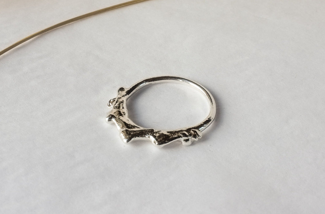 Circle Flow Ring