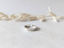 Load image into Gallery viewer, Summer Prints Midi/Toe Ring - Set or Singular - Recycled Sterling Silver
